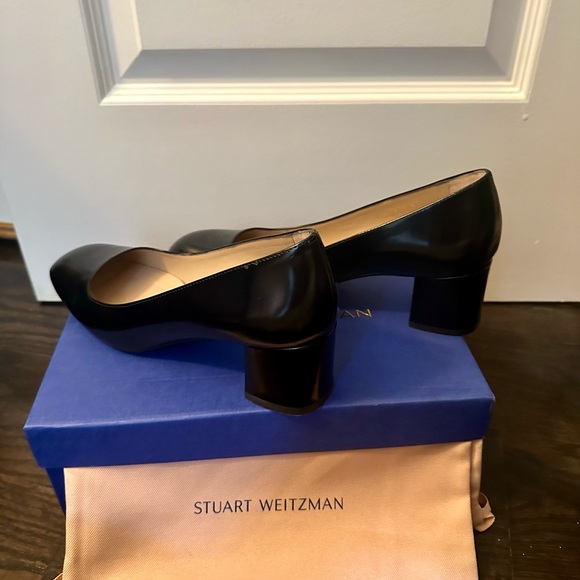 Stuart Weitzman Maeve 50 Classic Black Heels - Picture 2 of 4
